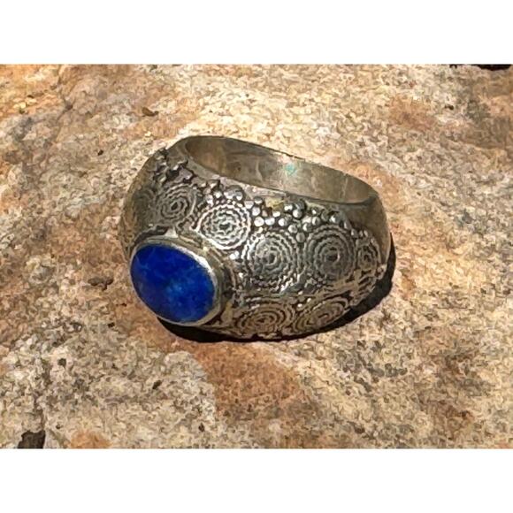 Vintage Afghan Lapis Lazuli Handmade Silver Tall Hollow Ring US Sz 8 - Picture 3 of 9